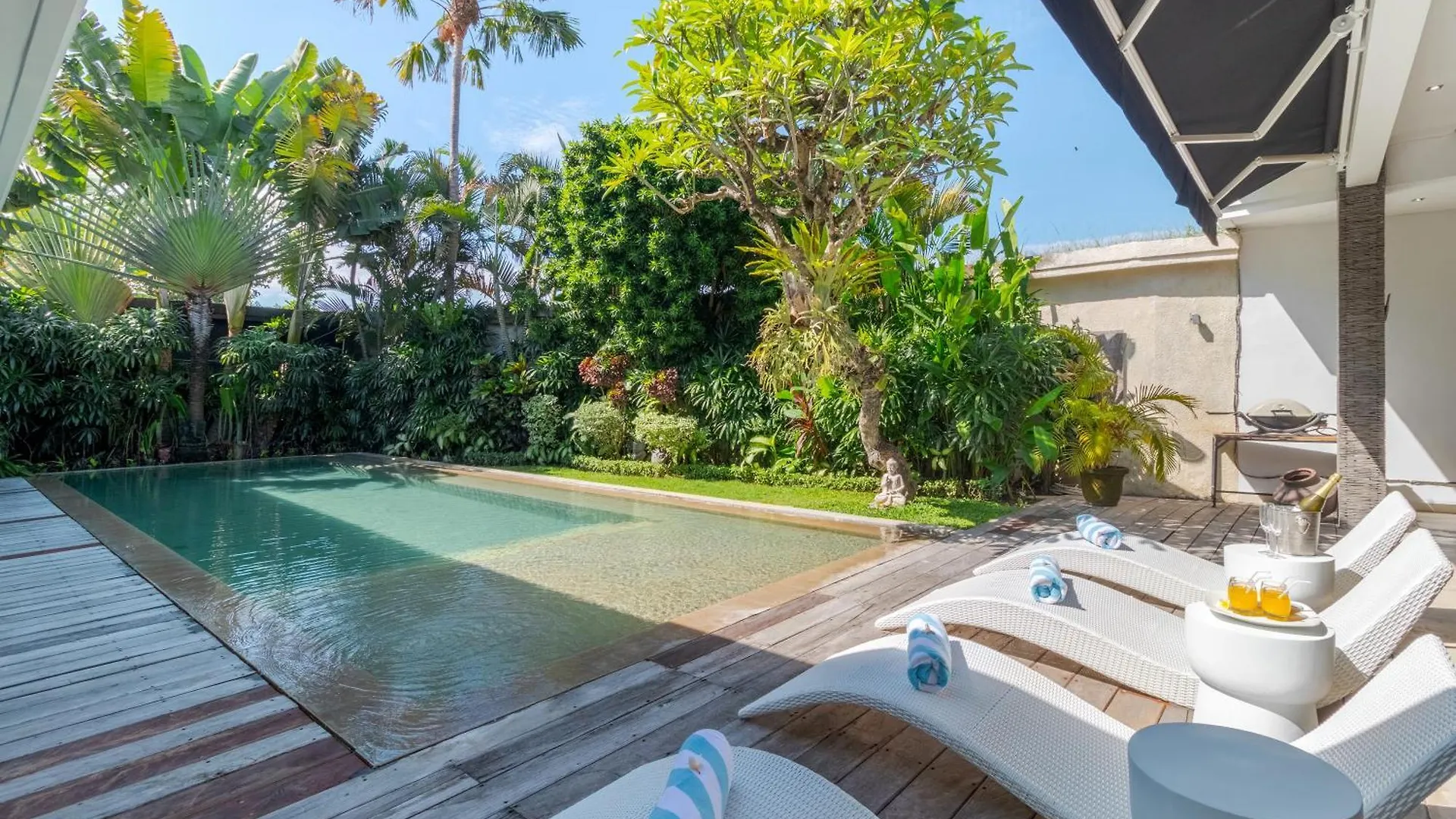 Gorgeous Tropical 3 Bed Pool Villa, 24Hr Security Σεμινιάκ 0*,